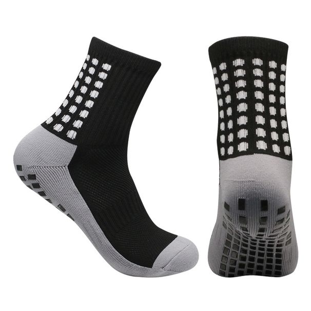 5 Piece Set Grey Sole Sports Socks Mid Calf Soccer Socks Anti Slip Dotted Adhesive Sock Covers Shin Guards Bandages Drawstring Bag_desvips.com