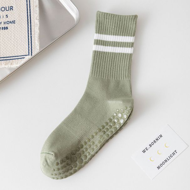 Non-Slip Yoga Socks With Toe Separators - Breathable Mid-Calf Pilates Socks For Women & Men - Anti-Slip Grip Workout Socks For Barre, Dance_desvips.com