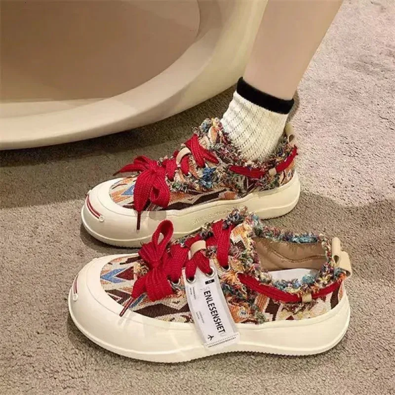 Beggar Canvas Autumn And Winter Thick-soled Big Head Ugly Cute Students Versatile Little White Board Shoes 241220_desvips.com