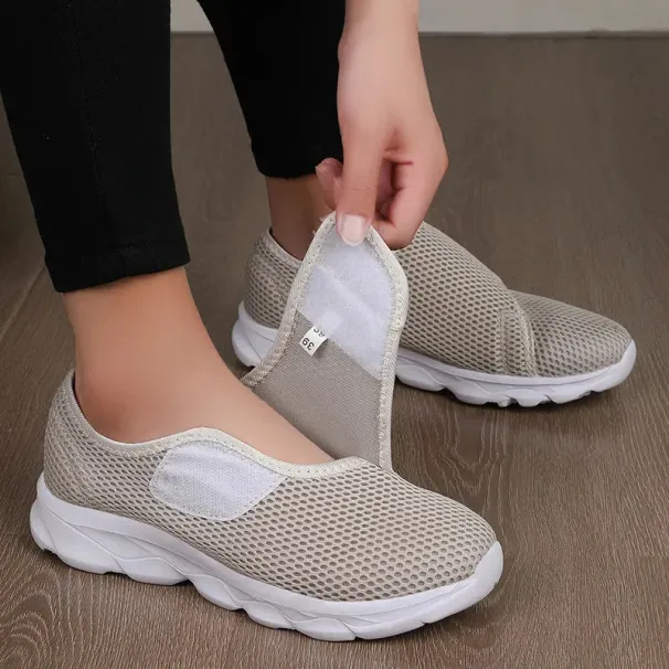 Unisex Wide Footed Women Casual Fashion Breathable Walking Mesh Flat Shoes For Men Sneakers Black Female Footwear 250908_desvips.com