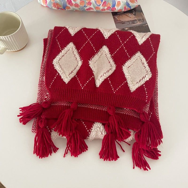 Autumn Winter New Red Diamond Pattern Light Encounter Same Style Christmas Knitted Thickened Warm Scarf One Piece_desvips.com