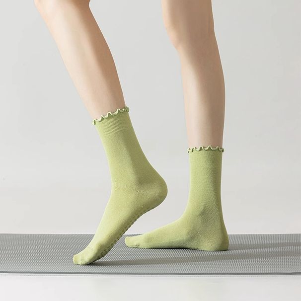 Women's Yoga Non-Slip Socks With Ruffled Edges Mid Calf Fashionable Fitness Pilates Rolled Up Socks_desvips.com