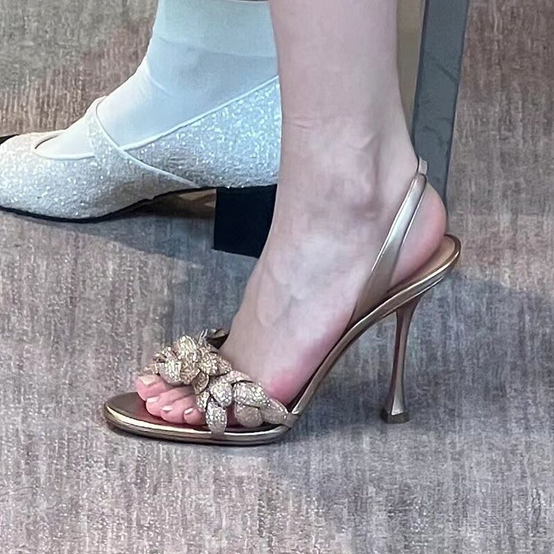 Summer 2026 New High Heels Sexy Open Toe Gold Stiletto Hollow Strap Rhinestone Flower Sandals_desvips.com
