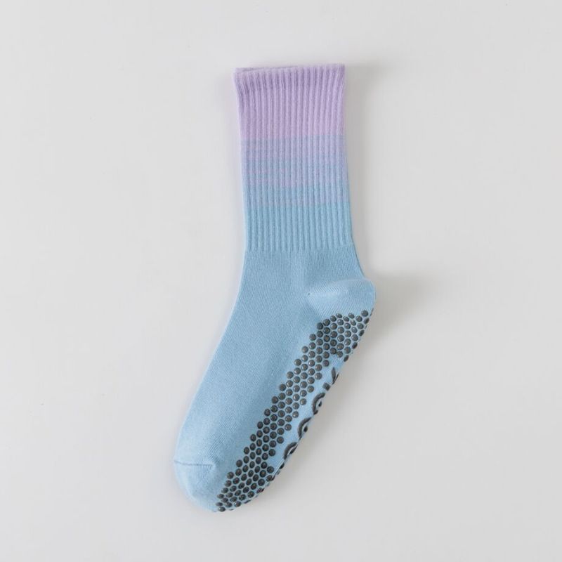 Gradient Color Cooling Yoga Socks For Spring And Autumn Mid Calf Length Colorful Anti-Slip Silicone Sole Comfortable And Durable Fitness Socks_desvips.com