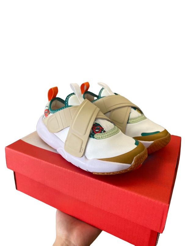 UFO 26ss Little Children's Sports Shoes Comfortable Durable Magic Tape Design Easy To Wear And Take Off_desvips.com