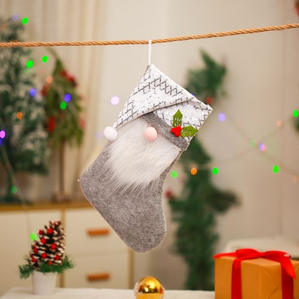 001 Qiaoding New Decorations Sequin Hat Christmas Candy Stocking Children's Gift Bag_desvips.com