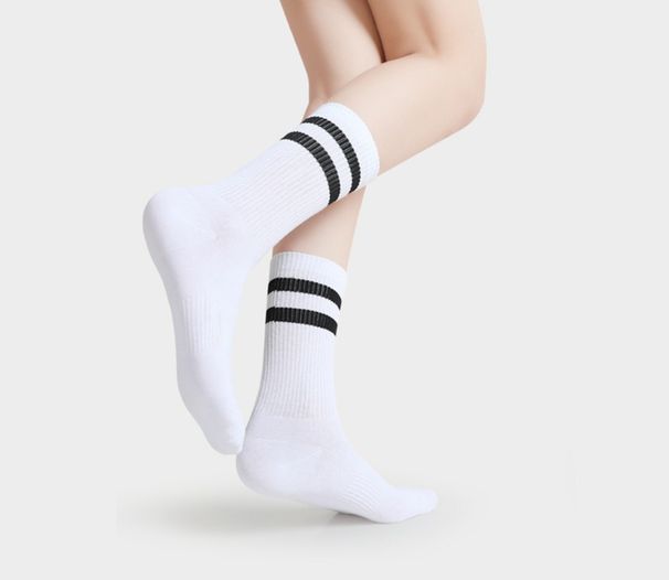 Custom Black White Striped Men's Athletic Socks - Anti-Pilling Breathable Moisture-Wicking Cushioned High-Elastic Cotton Sports Socks For Men Women_desvips.com