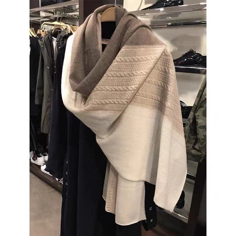 100% Wool ~ Very Delicate Feel Is Not Inferior To Cashmere: Scarf Large Shawl Color-blocked Scarf 240 Grams Weight_desvips.com