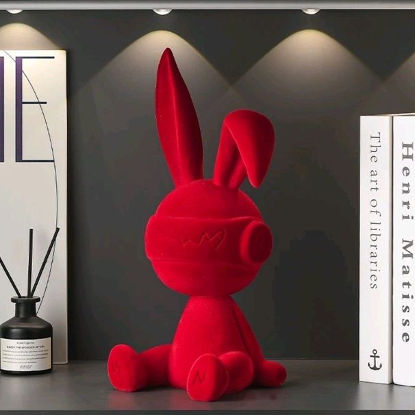 Luxurious Lucky Bear High-End Gaming Figurine, Table, Wine Cabinet, Entryway Decorative Ornament, Flocked Red Rabbit_desvips.com