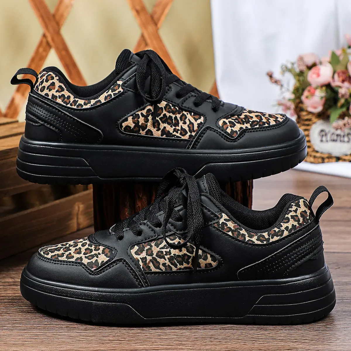 Luxury Shoes 2026 European Platform Sneakers Men/Women Color Block Retro Shoes Fashion Chunky Sole Outdoor Lifestyle_desvips.com