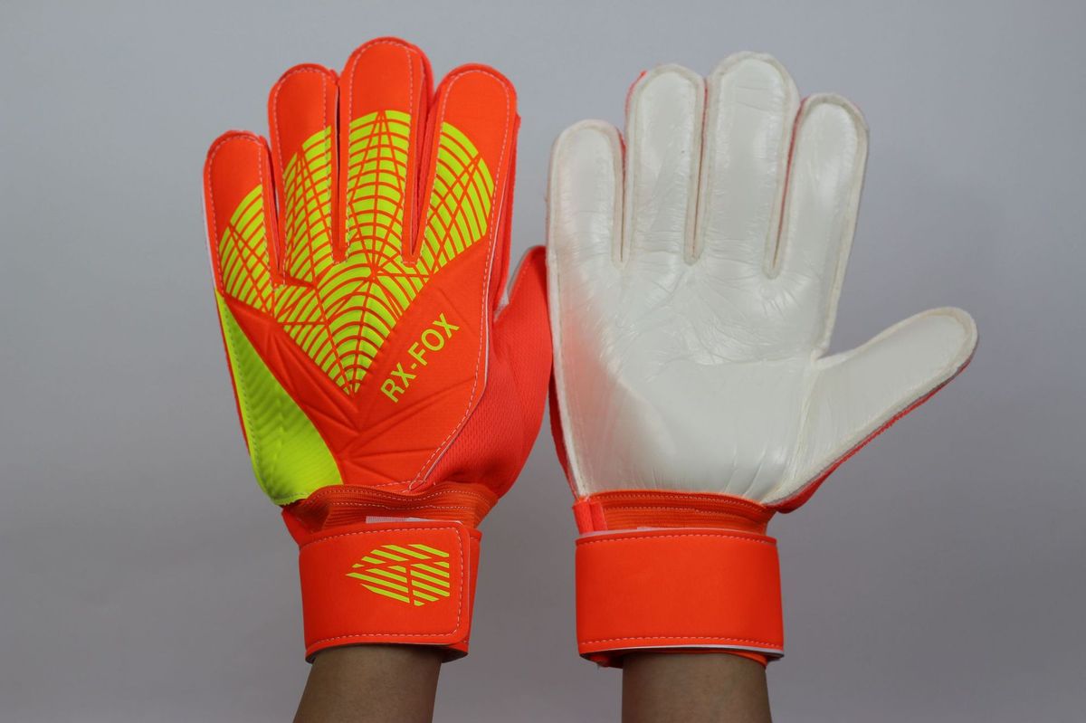 Football Goalkeeper Adult Children Professional Elementary School Students Finger Protection Equipment Non-slip Training_desvips.com