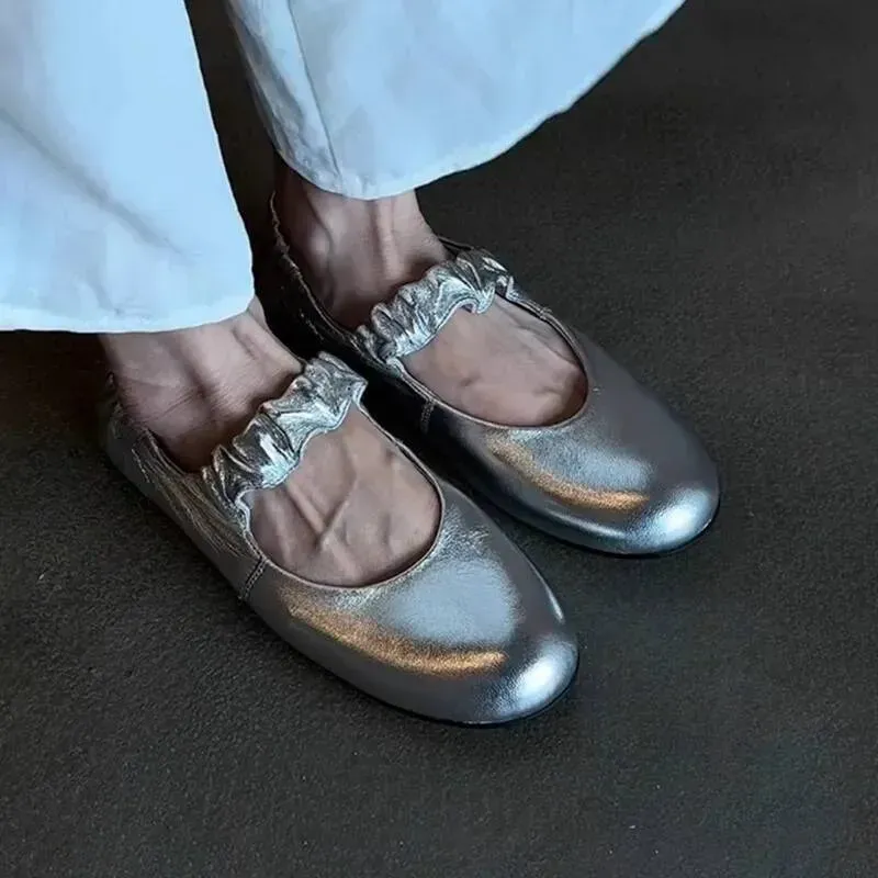 Niche Sier Versatile Round Toe Flat Women's 2025 New Pleated One Strap Shallow Mouth Casual Mary Jane Single Shoes_desvips.com