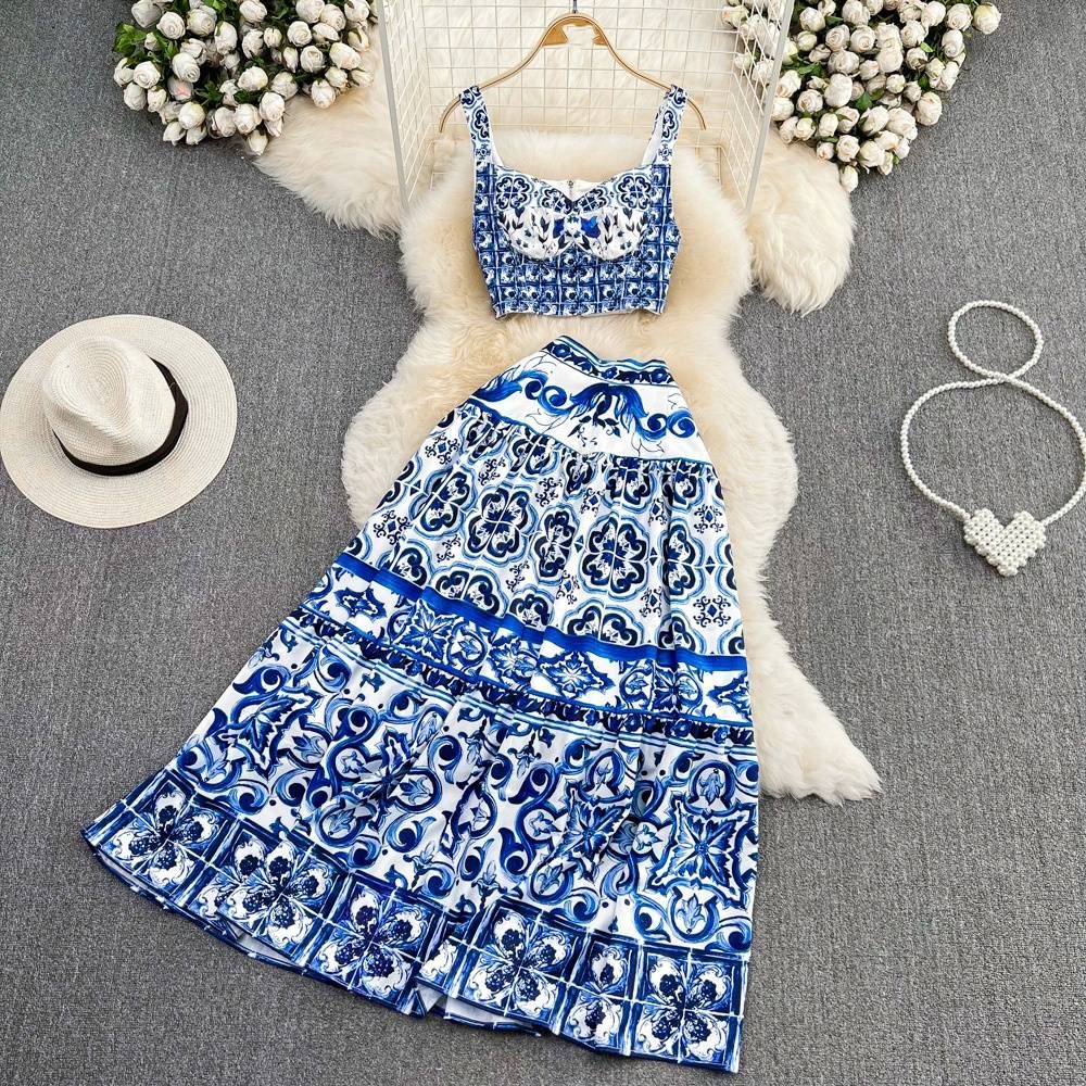2025 new hot selling fashionable simple trendy women's skirt set top, versatile and casual matching_desvips.com