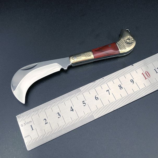 Exquisite Brass Small Multi-Functional Sharp Portable Couple Folding Keychain Outdoor Grape Picking Curved Knife_desvips.com