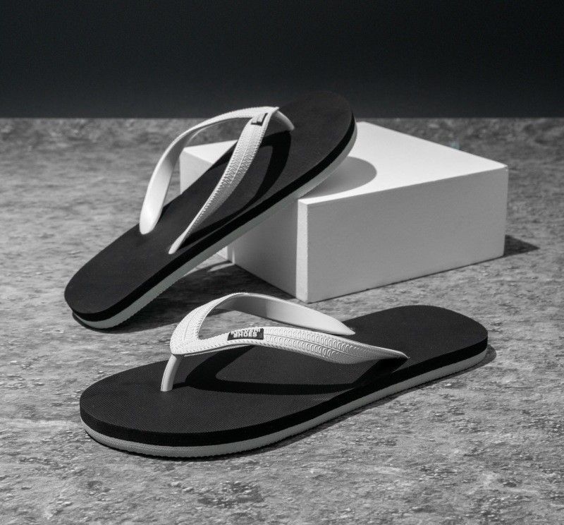 Hot Slippers For Men 2025 New Style For Men's Outerwear Summer Men's Non-slip Wear-resistant Sports Slippers Beach Flip Flops_desvips.com