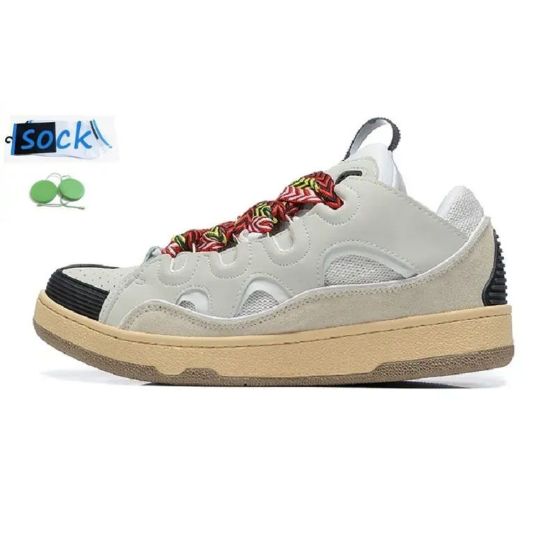 2025 Big Size Casual Shoes Men Women Designer Sneaker Leather Fashion Triple Black White Pink Blue Red Lady Platform_desvips.com