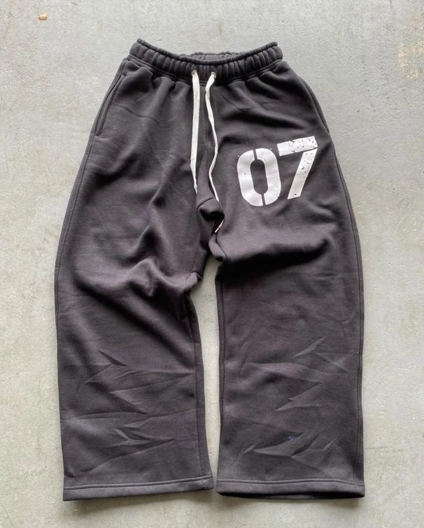 07 Trendy Street Loose Sweatshirt For Men Women, Hip-Hop Sports Zipper Hoodie And Pants Set_desvips.com