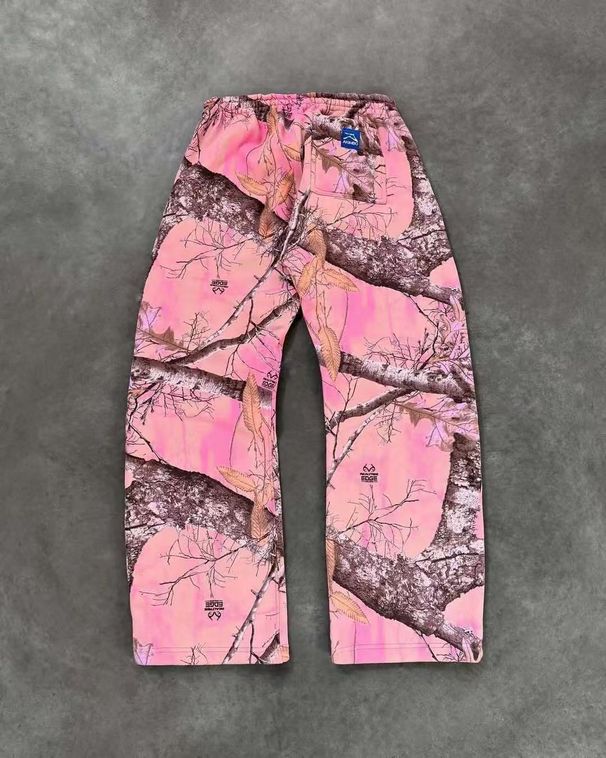 2025 New Leaf Pink Camouflage Sweatshirt Harajuku Pullover Aesthetic Couple Clothing Hoodie Jacket_desvips.com