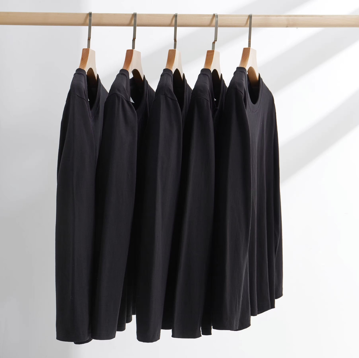230g Cotton Long-sleeved T-shirt Heavy Loose Men's Model With A Solid Cotton Base Shirt With A Crew Neck_desvips.com