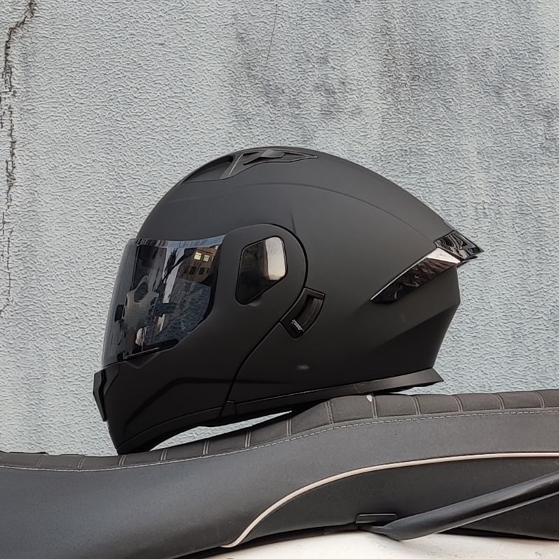 Dual Visor Men And Women, All-Season Motorcycle With Spoiler, Bluetooth Helmet For Riding Electric Bikes_desvips.com
