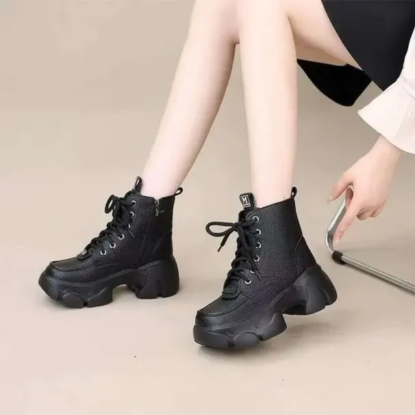 Thick Veet Martin For Women 2024 New Autumn And Winter Versatile Fashion Women's Soft Soled Small Height Increasing_desvips.com