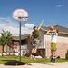 Canasta De Baloncesto Con Tablero De Dardos Altura Ajustable Base Rellenable Y Ruedas 74x55x210-247 Cm_desvips.com