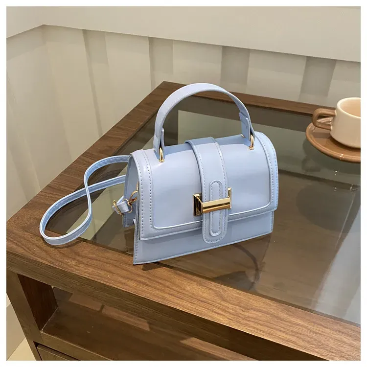 Hot Crossbody Versatile Stylish Women's Shoulder Handbag Black Bag: &_desvips.com