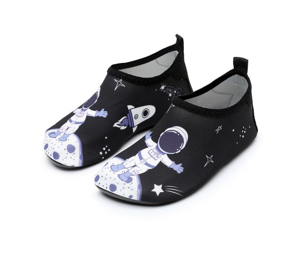 Xingtuo Children's Beach Shoes And Socks Set Non-Slip Breathable Swimming Shoes for Kids River Tracing Home Floor Shoes_desvips.com