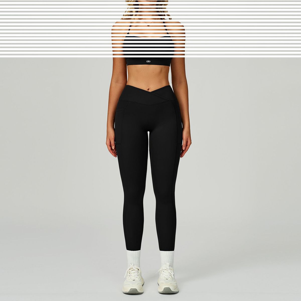 Cross-Border Barely-There Beautiful Back Yoga Clothes For Women High Waist Tight Running Fitness Tank Top Shorts Set_desvips.com