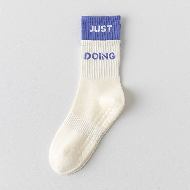 Yoga Socks For Women Autumn And Winter Versatility Professional Sports Fitness Pilates Anti-slip Dispensing Double Combed Cotton Mid-leg Socks_desvips.com