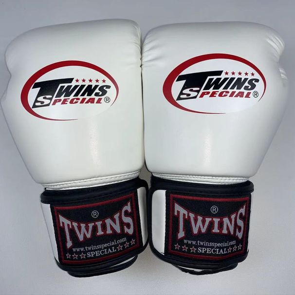 Professional Boxing Gloves Fighting Muay Thai Sanda Punching Glove For Men And Women Training MMA Gloves Boxing Equipment_desvips.com