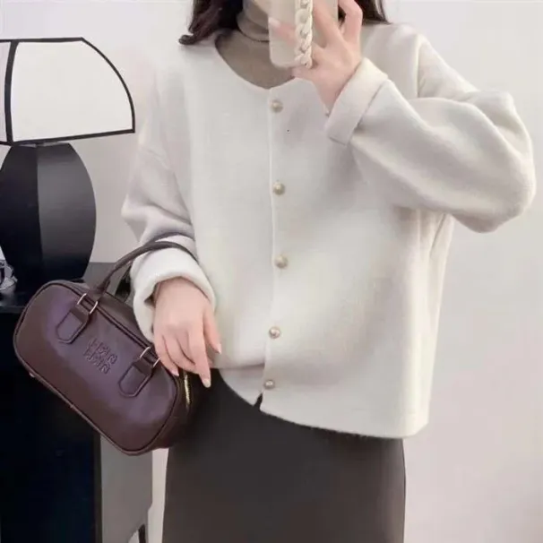 2024 New Spring And Autumn Korean Slimming Outerwear Lazy Style Sweater Knitted Cardigan Women's Top_desvips.com