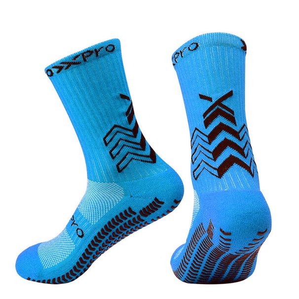 Adult Mid Calf Soccer Socks Thickened Terry Cloth Sole Breathable Non-Slip Running Socks With Shaped Design And Dotted Adhesive_desvips.com