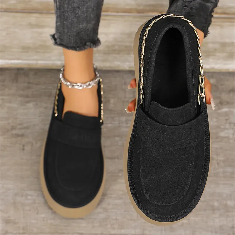 hot Free Shipping Designer Casual Shoes For Woman Autumn New Vintage Flat Bottom Versatile Classic Shoes Black White Red_desvips.com