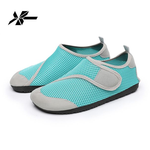 Unisex Beach Shoes With Toe Cover Soft Sole Water Tracing Swimming Diving Shoes Skin Friendly Non-Slip Barefoot Fit_desvips.com