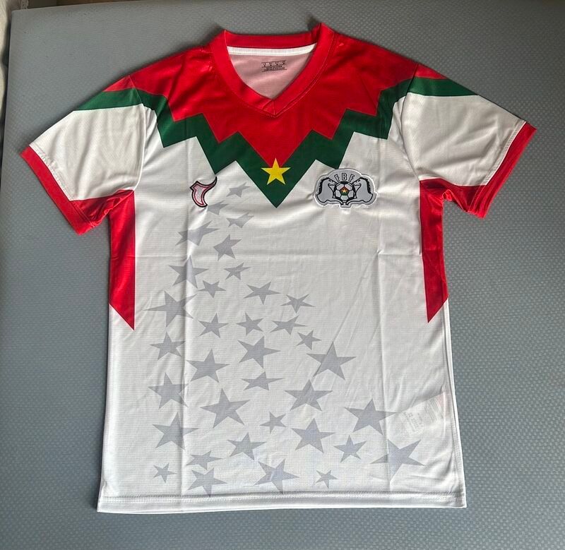 25-26 Burkina Faso White Short-sleeved Away Top New Breathable Football Jersey Quick-drying Sweatshirt_desvips.com