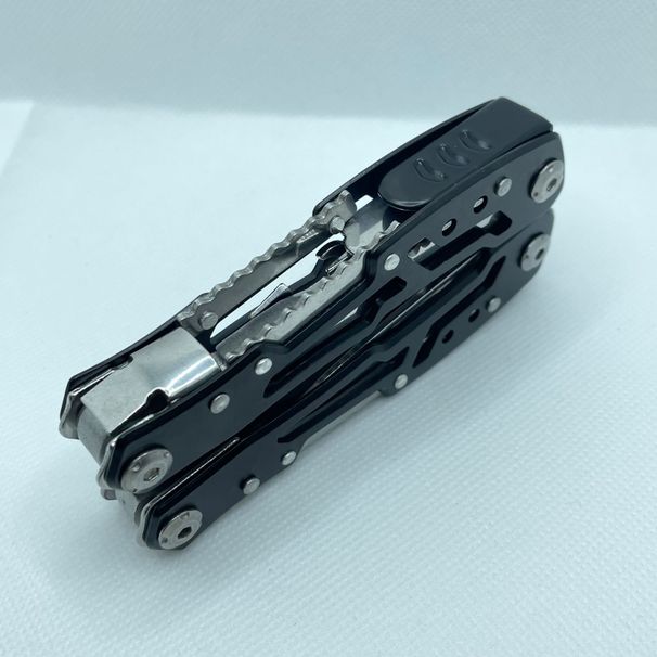 All-steel Hollow Pliers Outdoor Multi-purpose Tool Set With Lock, Foldable And Portable_desvips.com