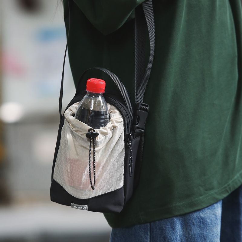 INS Trendy Small Outdoor Sports Kettle Hiking Crossbody Men's Drawstring Shoulder Bag_desvips.com