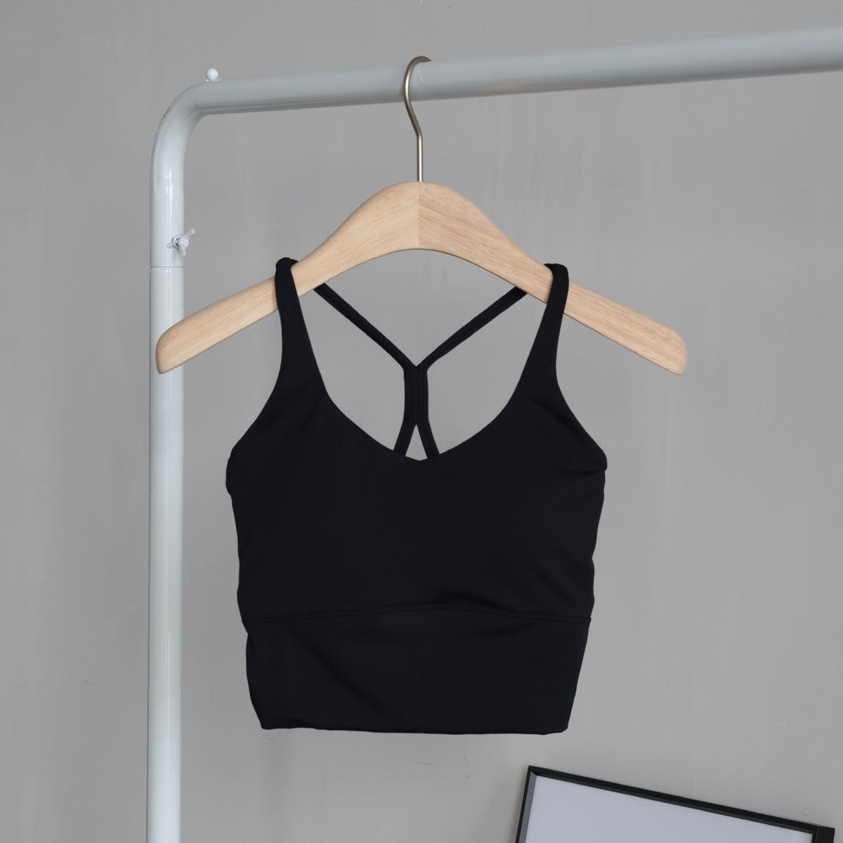 Pilates Sports Camisole Vest For Women, Integrated Fixed Chest Pad, Shockproof Fitness Cross Back Yoga Bra_desvips.com