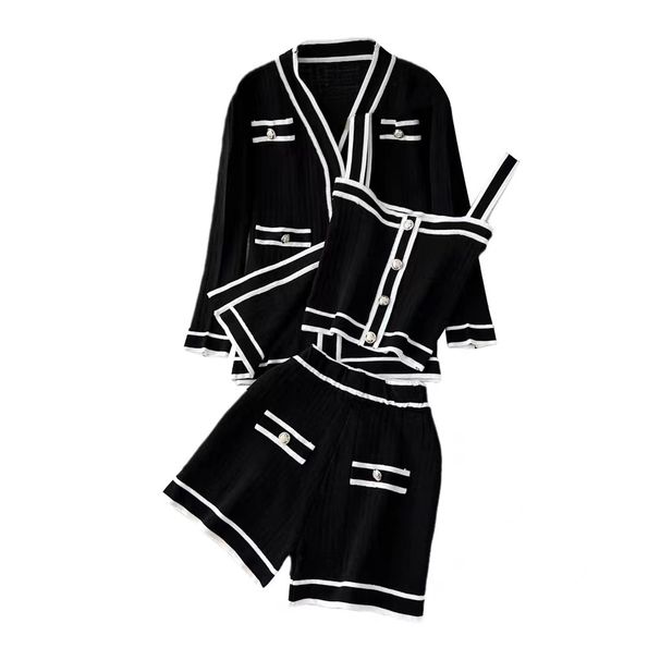 Women's ladylike temperament, contrasting color V-neck knitted cardigan three-piece set camisole high-waisted shorts_desvips.com