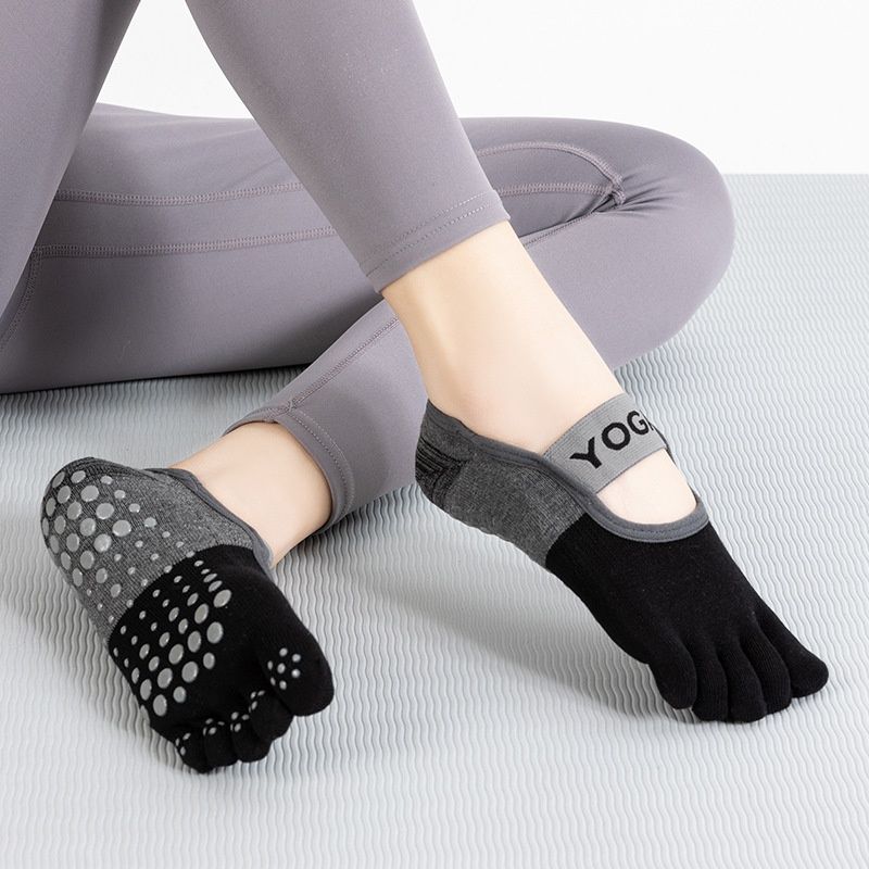 001 2023 New Yoga Women Professional Dance Practice Pilates Socks Sports Fitness Silicone Non-Slip_desvips.com