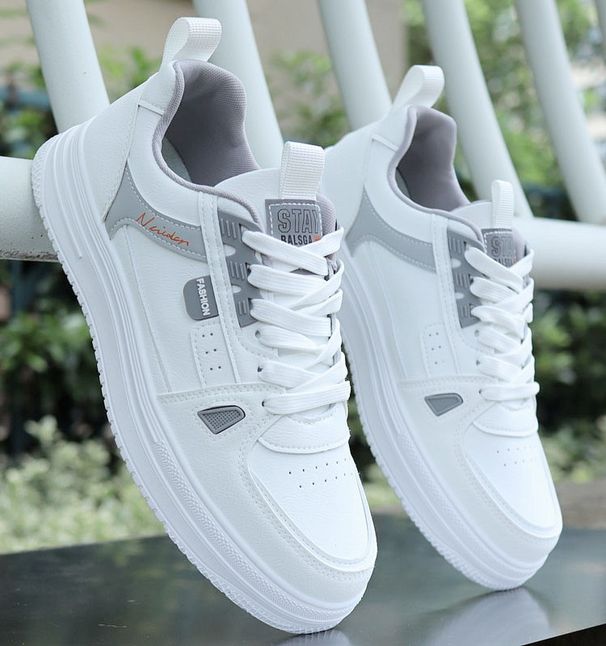 Spring 2024 New Lightweight Versatile Sports Soft Bottom Non-slip Casual Running Men's Travel Shoes_desvips.com