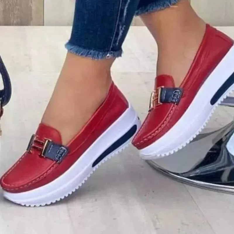 Vulcaized Roud Toe Seakers Outdoor Female Casual Platform Walkig Wome Shoes Shallow Slip-o Flat Shoe New_desvips.com