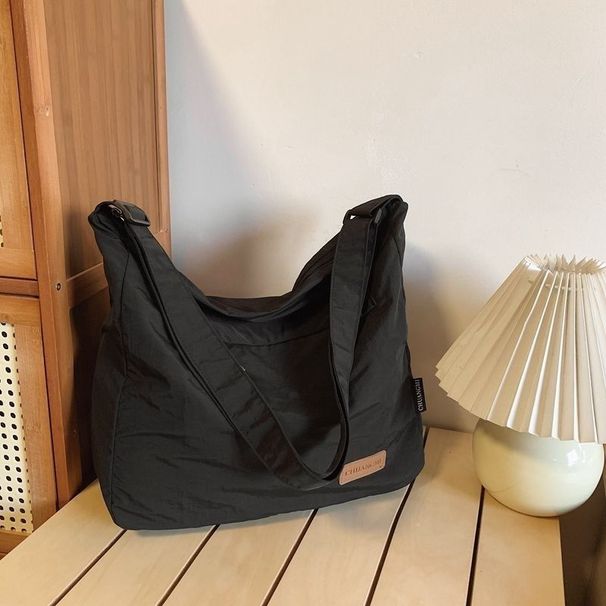 Solid Color Large Capacity Versatile 2025 New Autumn Winter Commuter Casual Ins Crossbody Single Shoulder Bag_desvips.com