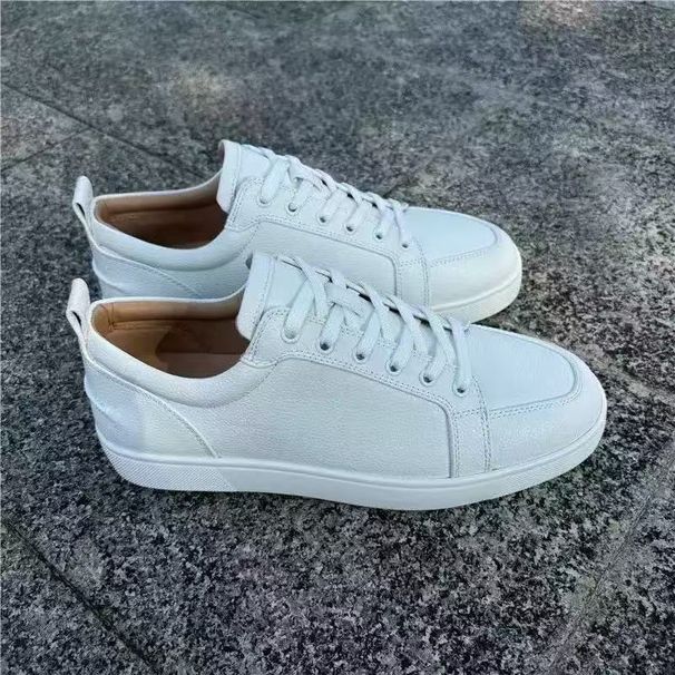 Correct 26xx Logo 1 Men's With Rivets Red Sole Sneakers Rivet Couple Trendy Brand European Style Casual Shoes Black_desvips.com