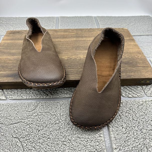 New genuine leather moccasin women's shoes round head a stirrup shallow mouth single shoes female cowhide retro handmade women's shoes_desvips.com