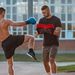 Manopla De Boxeo Paos Muay Thai MMA Curvadas Para Entrenamiento Karate Taekwondo Kickboxing Training Rojo_desvips.com