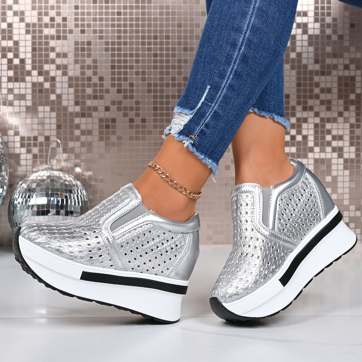 Breathable Hollow Out Thick Bottom Sneakers Women 2026 Autumn Chunky Platform High Heel Casual On Non Slip Shoes_desvips.com