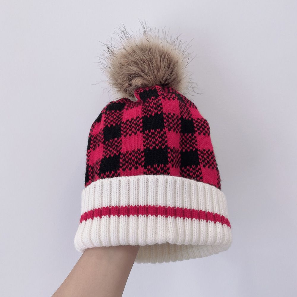 Foreign Trade Autumn Winter Christmas New Block Large Plaid Knitted Warm With Pom-Pom Comfortable Solid Color Yarn Hat_desvips.com