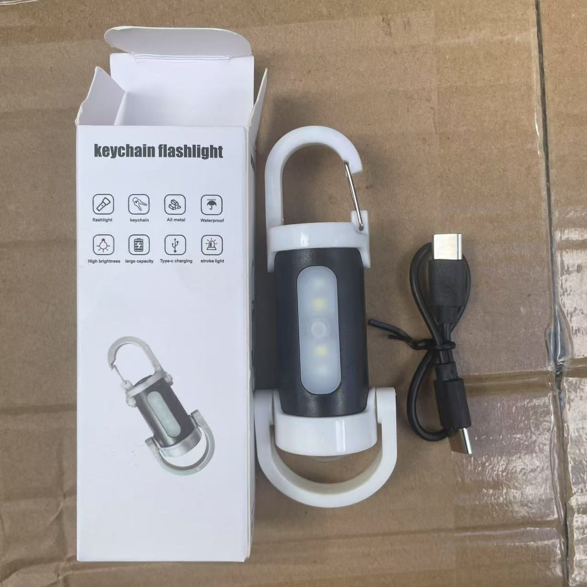 2025 New Portable Keychain Flashlight Outdoor Waterproof Multifunctional Ultra Small Mini Lighting Lamp_desvips.com